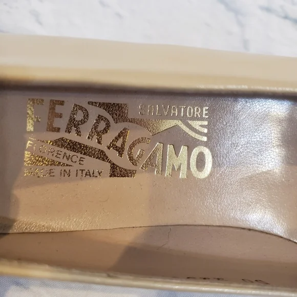 Salvatore Ferragamo Tan Leather & Suede Quilted Flats Women’s Size 8 2A - Picture 8 of 12